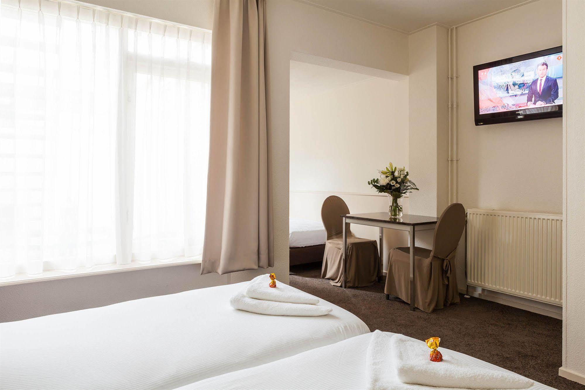 Hotel Stad En Land Αλκμάαρ Εξωτερικό φωτογραφία